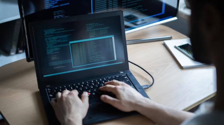 嘉峪小程序开发破局关键：筑牢AWS DevOps工程师核心能力